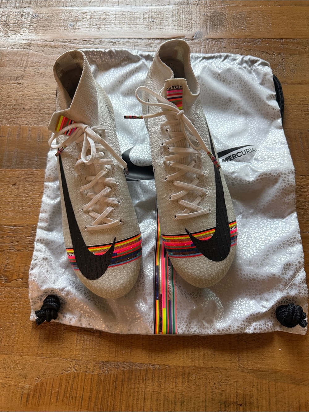 Nike Mecurial Superfly 6 elite with bag and box . Worn once . Men 8.5, women's10
